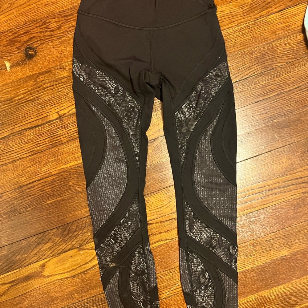 Lululemon black pants
